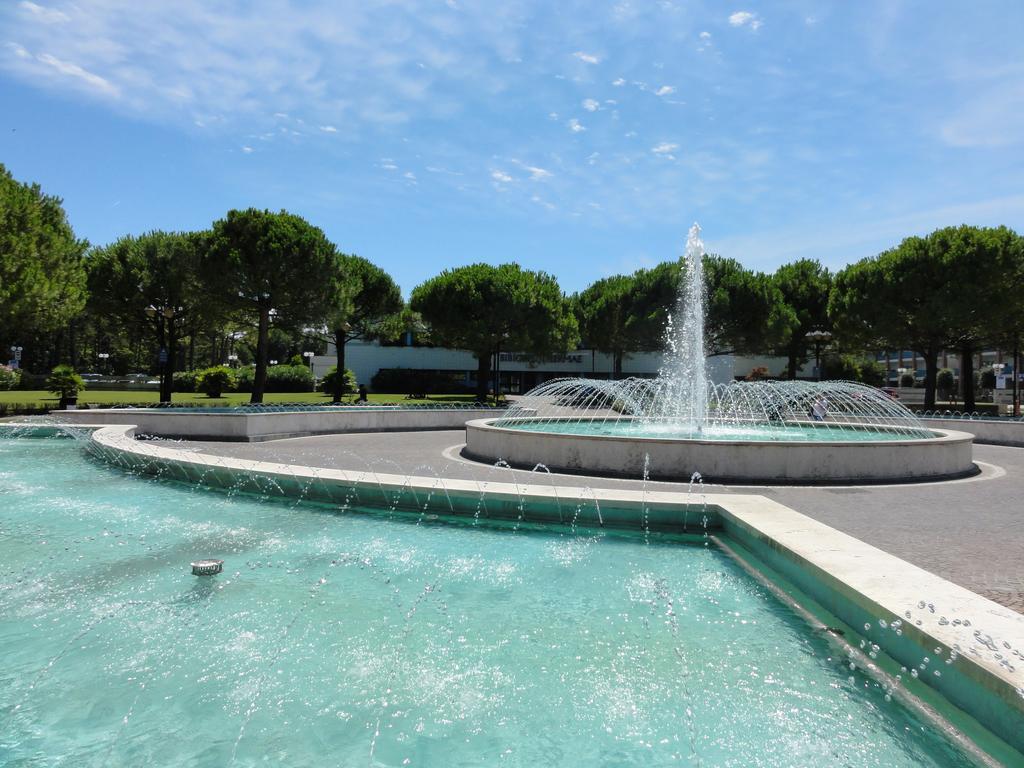Ivana - Appartamenti Bibione Exterior photo
